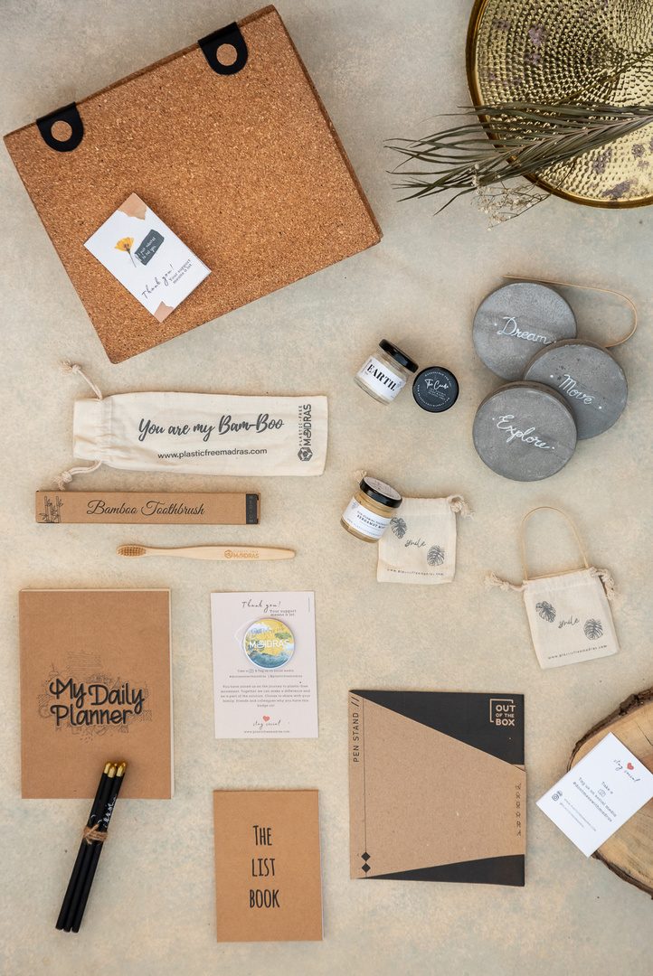 Eco gift set: cork coasters, bamboo toothbrush, printed cotton pouch and tin candles